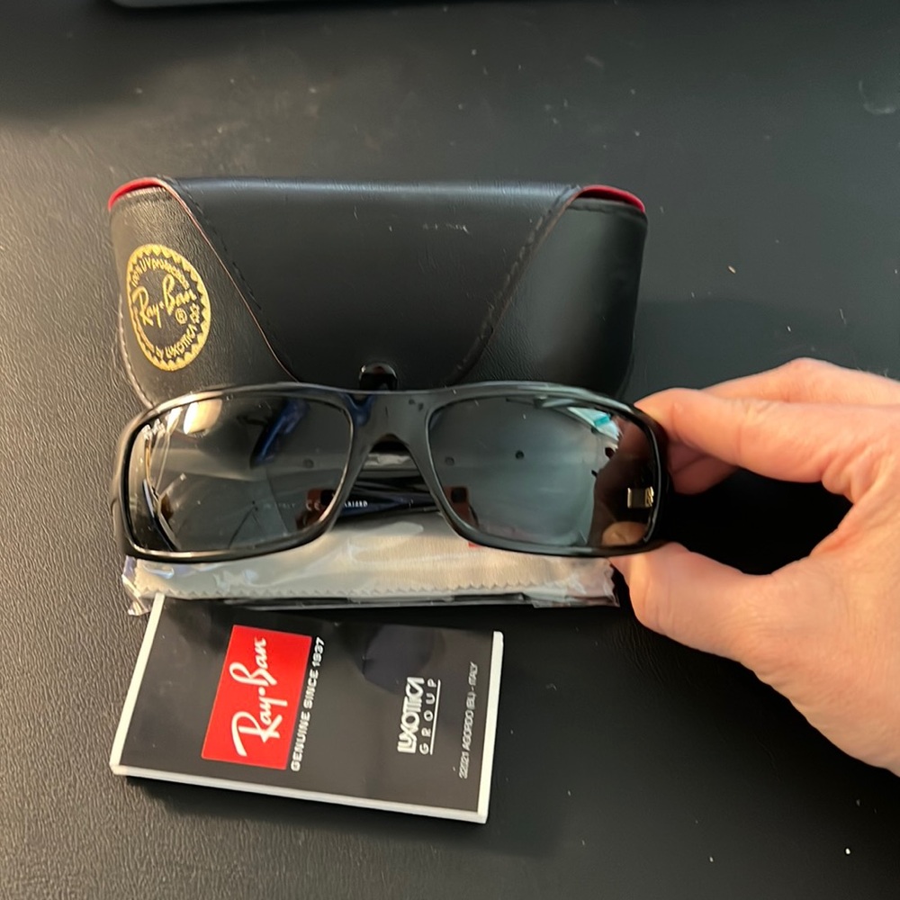 Men’s Black Sunglasses